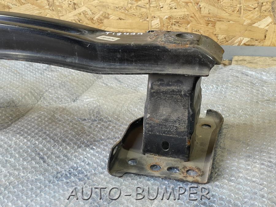 Volkswagen Tiguan 2007-2011 Усилитель переднего бампера 5N0807109F, 5N0807109